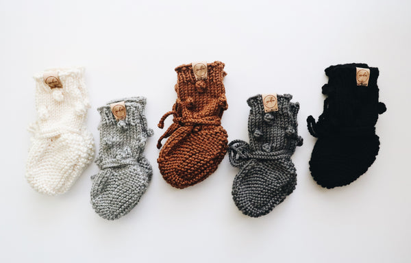Knit Bobble Booties // Black // Baby // Made to Order
