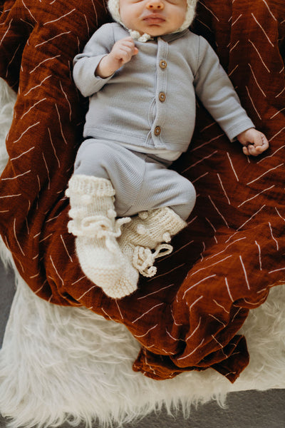 Knit Bobble Booties // Cream // Baby // Made to Order